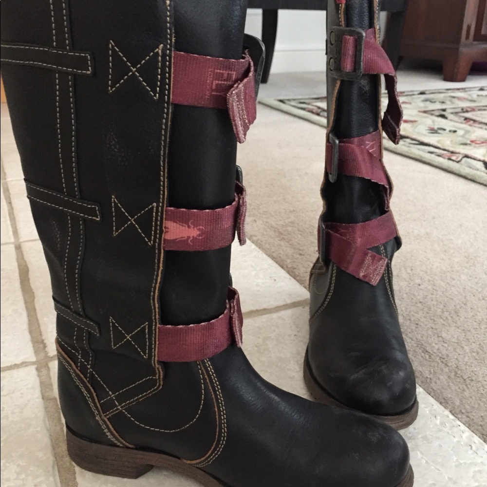 FLY Boots Size 38